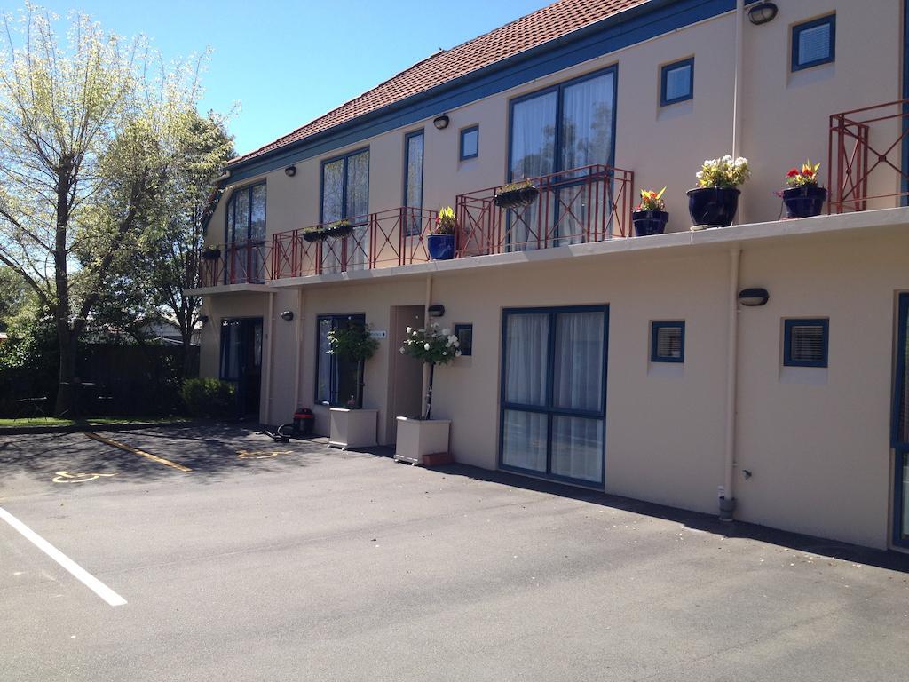 כרייסטצ'רץ' Bush Inn Court Motel מראה חיצוני תמונה