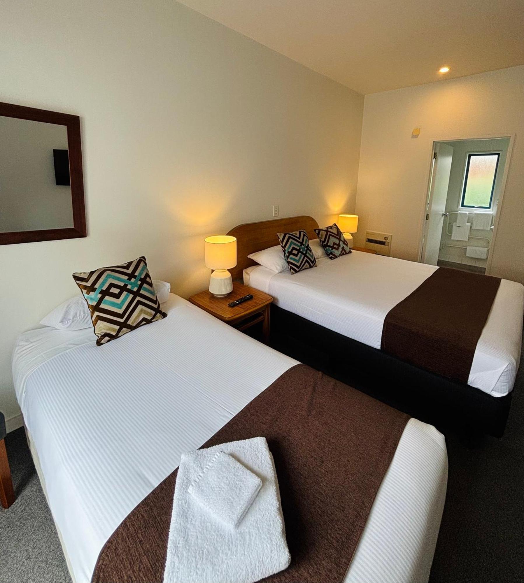 כרייסטצ'רץ' Bush Inn Court Motel מראה חיצוני תמונה